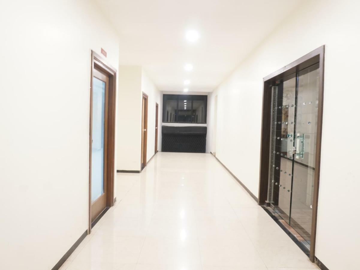 Palette - Four Seasons Recreation Resort Jālgaon Exterior photo