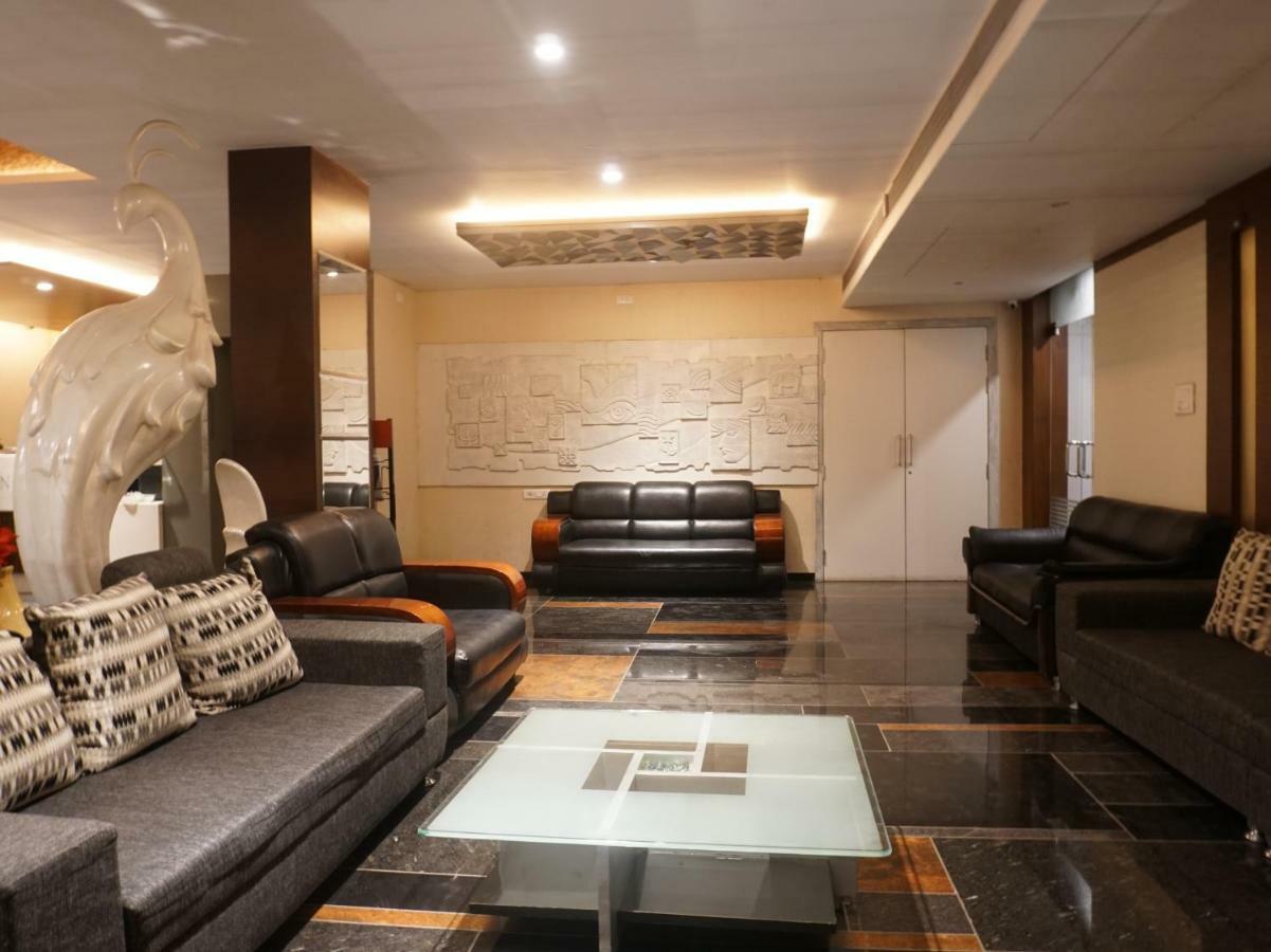 Palette - Four Seasons Recreation Resort Jālgaon Exterior photo